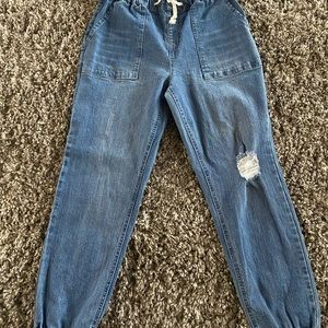 Brand new Mom jeans from Forever 21